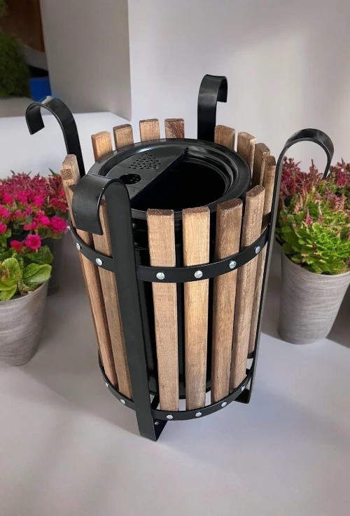 Dış Mekan Çöp Kutuları